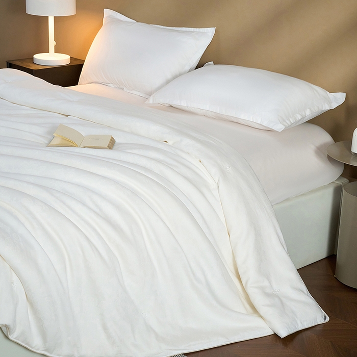 91家纺网 家纺一手货源 找家纺 （总）茧月家纺 2026新款全棉纯棉提花蚕丝被被子被芯100%蚕丝填充 国标合格品 支持检测