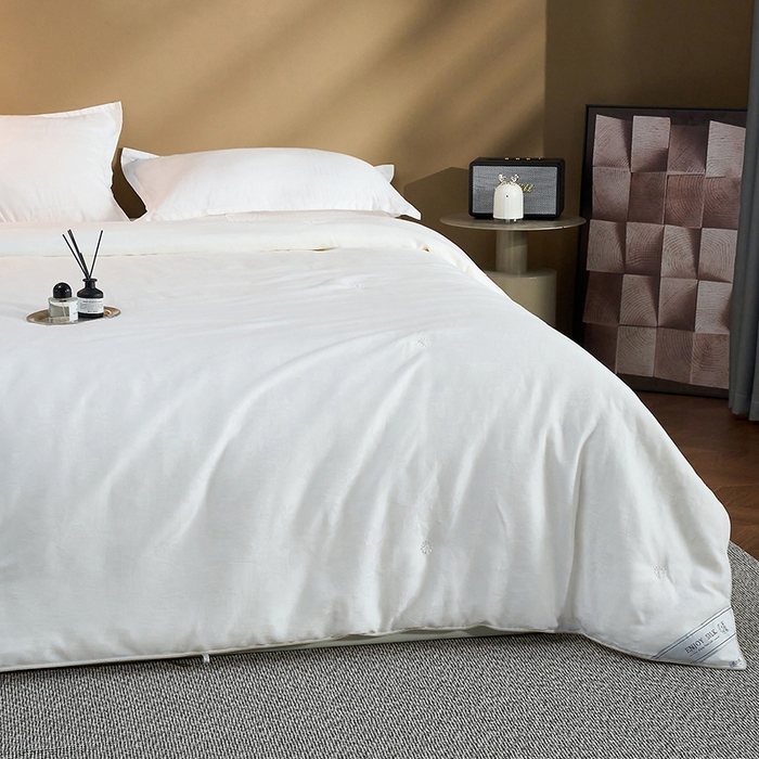 91家纺网 家纺一手货源 找家纺 （总）茧月家纺 2026新款全棉纯棉提花蚕丝被被子被芯100%蚕丝填充 国标合格品 支持检测