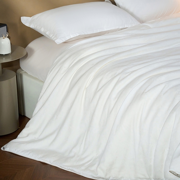 91家纺网 家纺一手货源 找家纺 茧月家纺 2026新款全棉纯棉提花蚕丝被被子被芯100%蚕丝填充 国标合格品 支持检测 白色