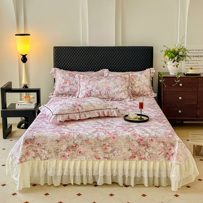 91家纺网 家纺一手货源 找家纺 （总）胜权家纺 2026新款A类全棉法式13372数码印花夹棉床盖单品系列