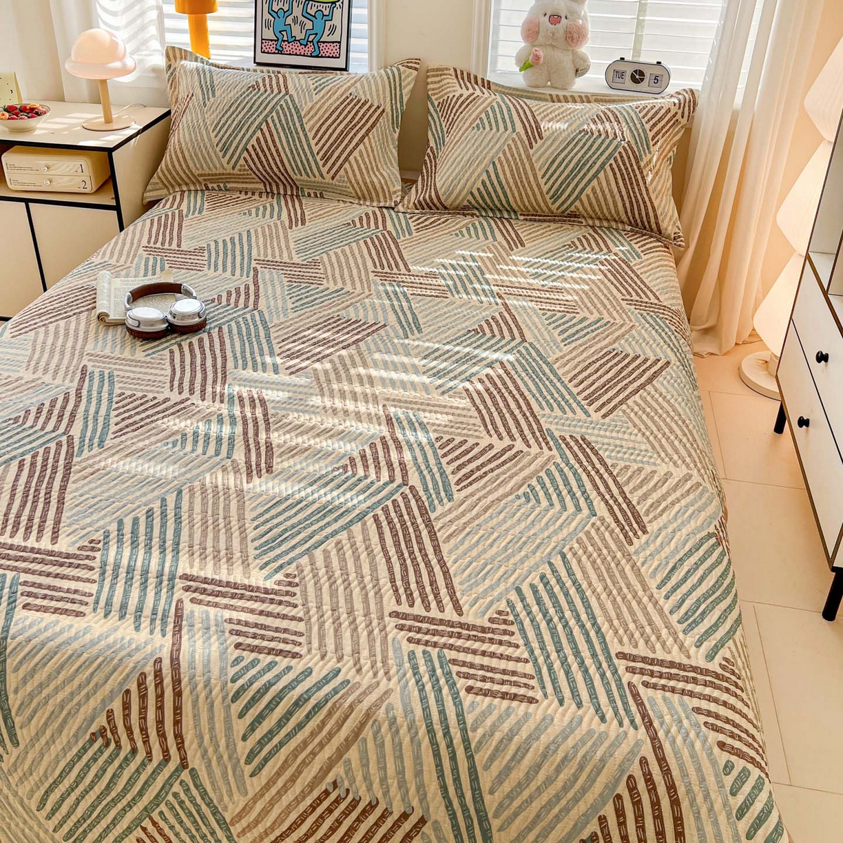 91家纺网 家纺一手货源 找家纺 梦精灵家纺 2026新款纯棉床盖单件全棉绗缝夹棉床单 四季通用榻榻米防滑学生宿舍单人被套枕套 时空旅人