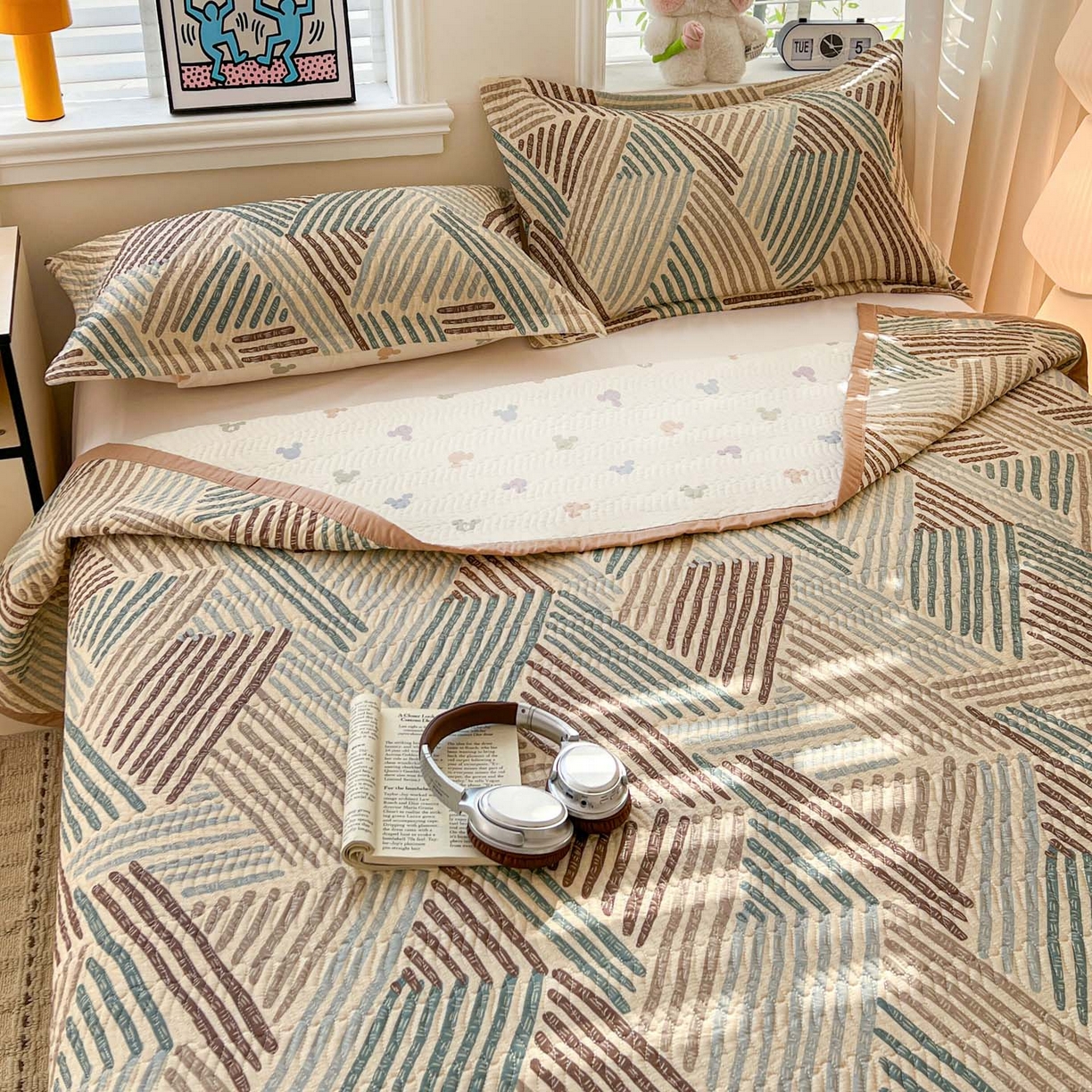 91家纺网 家纺一手货源 找家纺 梦精灵家纺 2026新款纯棉床盖单件全棉绗缝夹棉床单 四季通用榻榻米防滑学生宿舍单人被套枕套 时空旅人