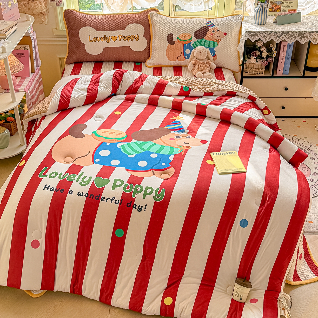 91家纺网 家纺一手货源 找家纺 丫丫家纺 2026直播热款A类针织棉豆豆被夏被春秋被空调被儿童学生大版卡通被子被芯 鸿运当头