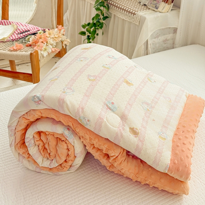 91家纺网 家纺一手货源 找家纺 小桃姐家纺 2025新款全棉豆豆绒儿童被 被子被芯 蛋糕小猫