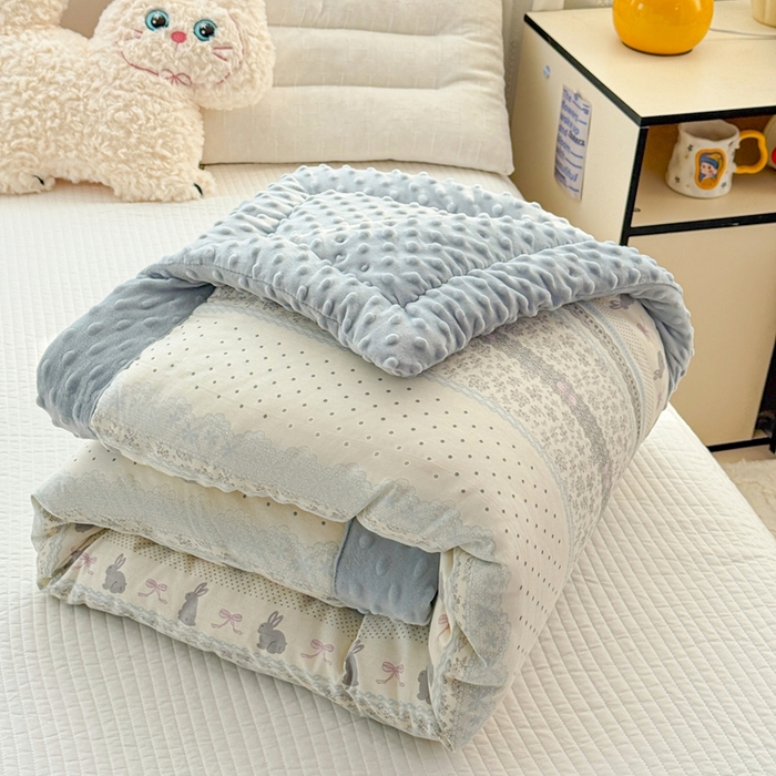 91家纺网 家纺一手货源 找家纺 小桃姐家纺 2025新款全棉豆豆绒儿童被 被子被芯 海盐兔