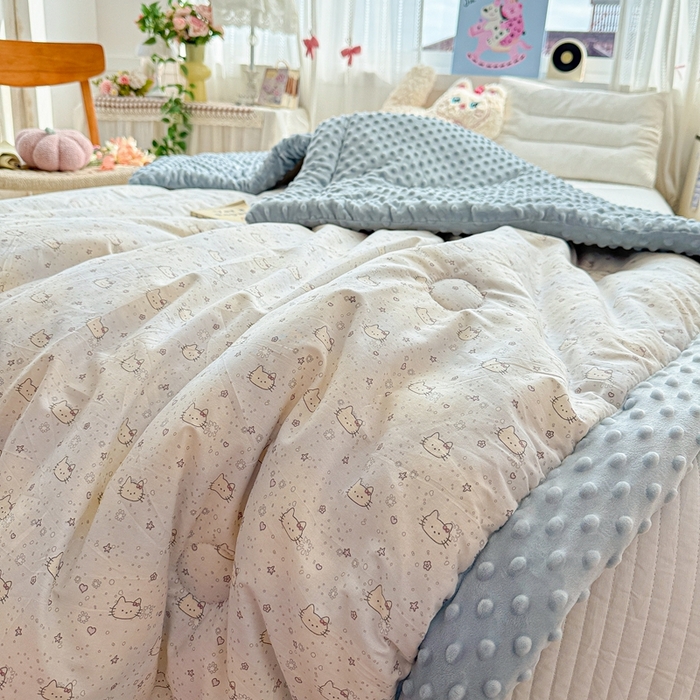 91家纺网 家纺一手货源 找家纺 小桃姐家纺 2025新款全棉豆豆绒儿童被 被子被芯 凯蒂猫