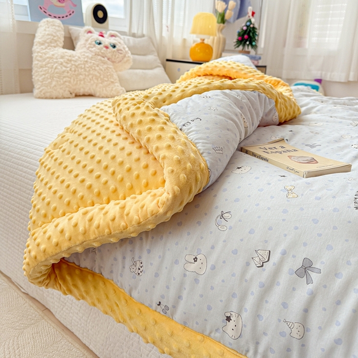 91家纺网 家纺一手货源 找家纺 小桃姐家纺 2025新款全棉豆豆绒儿童被 被子被芯 萌宠派对