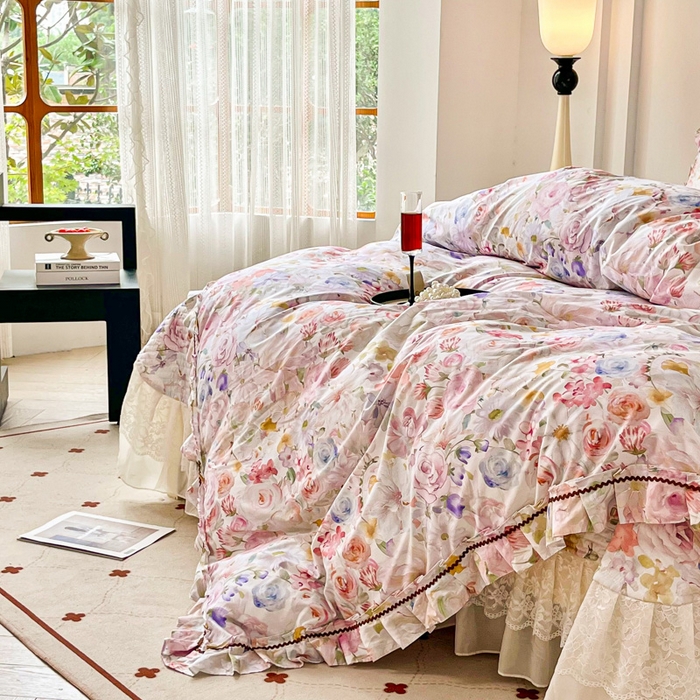 91家纺网 家纺一手货源 找家纺 胜权家纺 2026新款A类全棉法式13372数码印花夹棉床盖单品系列 锦绣繁华粉