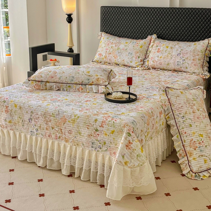 91家纺网 家纺一手货源 找家纺 胜权家纺 2026新款A类全棉法式13372数码印花夹棉床盖单品系列 锦绣繁华绿