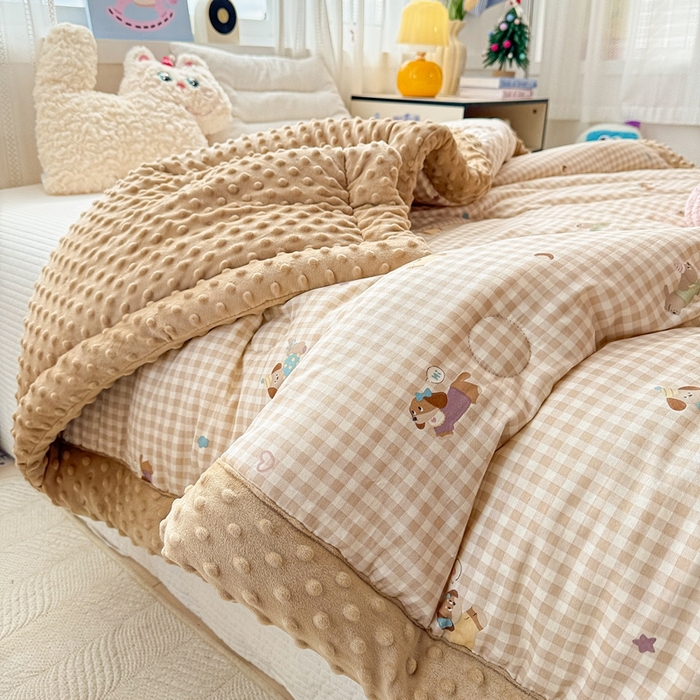 91家纺网 家纺一手货源 找家纺 小桃姐家纺 2025新款全棉豆豆绒儿童被 被子被芯 俏皮狗