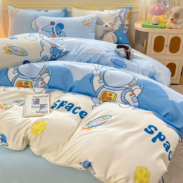 91家纺网 家纺一手货源 找家纺 朵朵家纺 2026新款水洗印花床单床笠款三四件套学生三四件套 宇航员