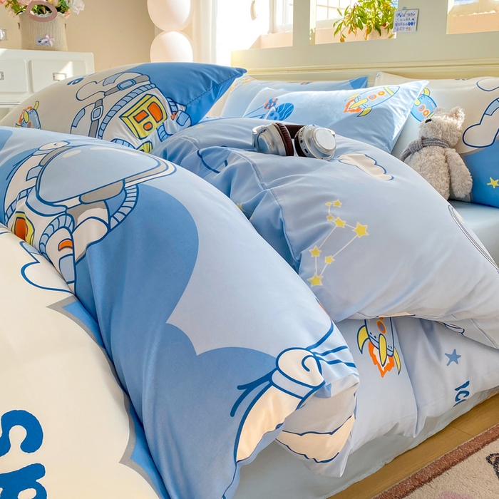 91家纺网 家纺一手货源 找家纺 朵朵家纺 2026新款水洗印花床单床笠款三四件套学生三四件套 宇航员