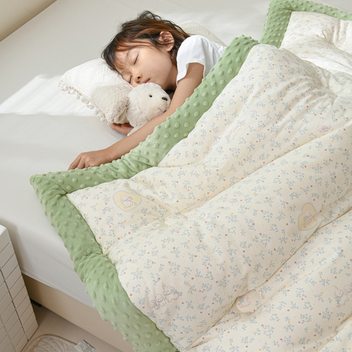 91家纺网 家纺一手货源 找家纺 小桃姐家纺 2025新款全棉豆豆绒儿童被 被子被芯 小兔乖乖