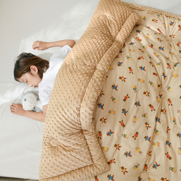 91家纺网 家纺一手货源 找家纺 小桃姐家纺 2025新款全棉豆豆绒儿童被 被子被芯 熊大大