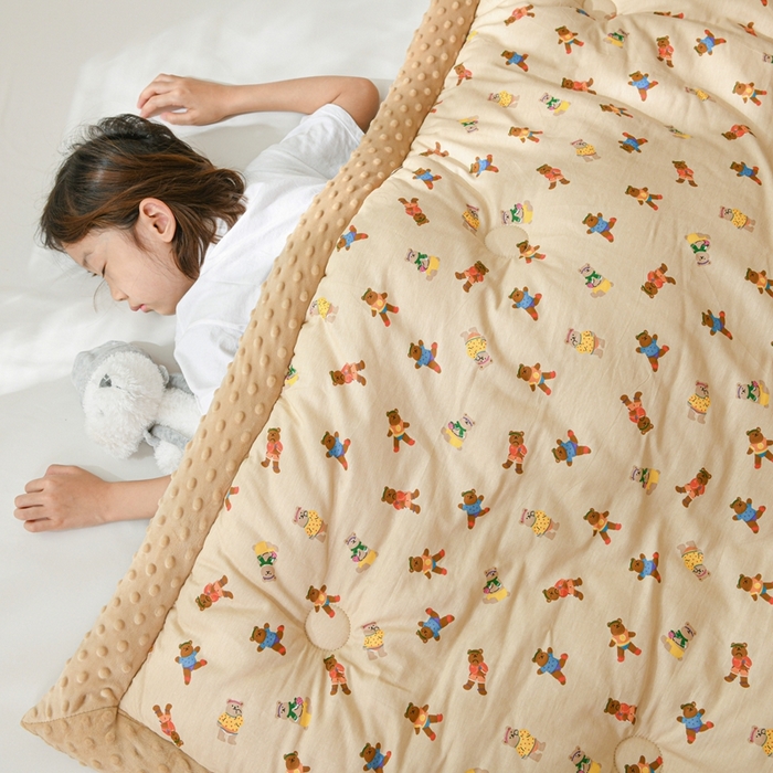 91家纺网 家纺一手货源 找家纺 小桃姐家纺 2025新款全棉豆豆绒儿童被 被子被芯 熊大大