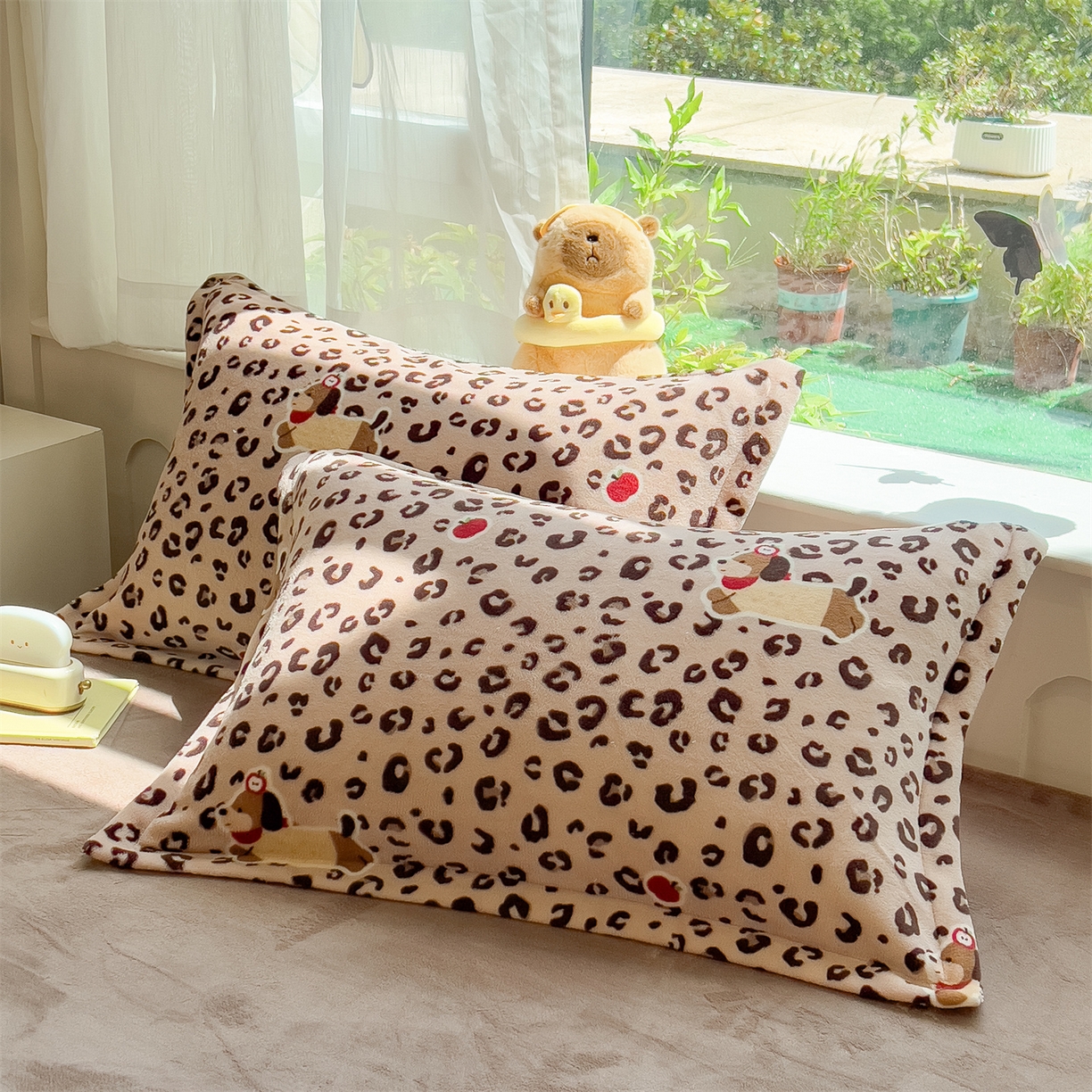 91家纺网 家纺一手货源 找家纺 布凡家居 2026新款190g高克重牛奶绒印花四件套 豹纹腊肠