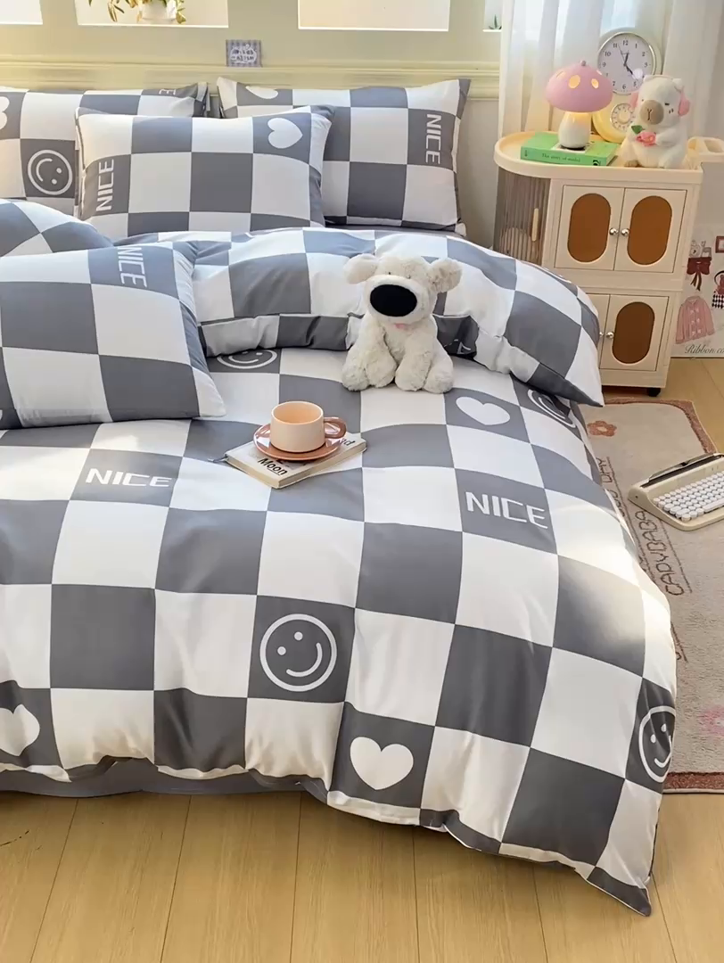 91家纺网 家纺一手货源 找家纺 朵朵家纺 2026新款水洗棉印花单被套系列 简单时尚