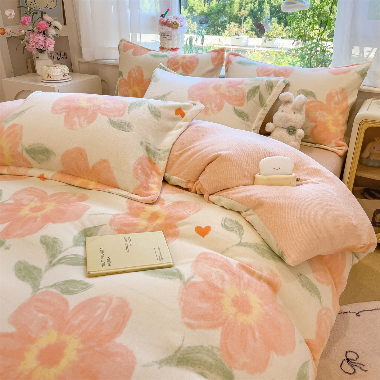 91家纺网 家纺一手货源 找家纺 布凡家居 2026新款190g高克重牛奶绒印花四件套 橙花漫语