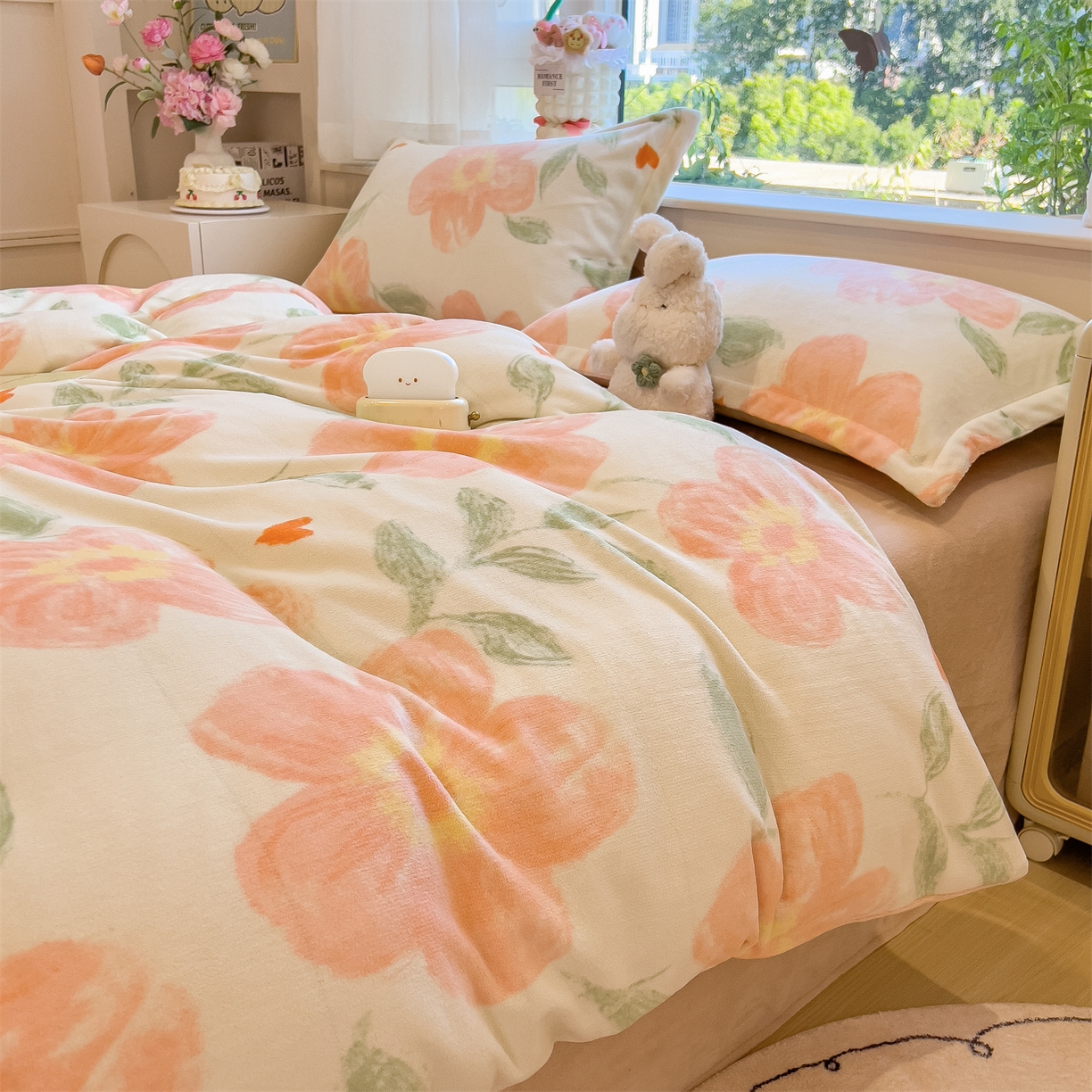 91家纺网 家纺一手货源 找家纺 布凡家居 2026新款190g高克重牛奶绒印花四件套 橙花漫语