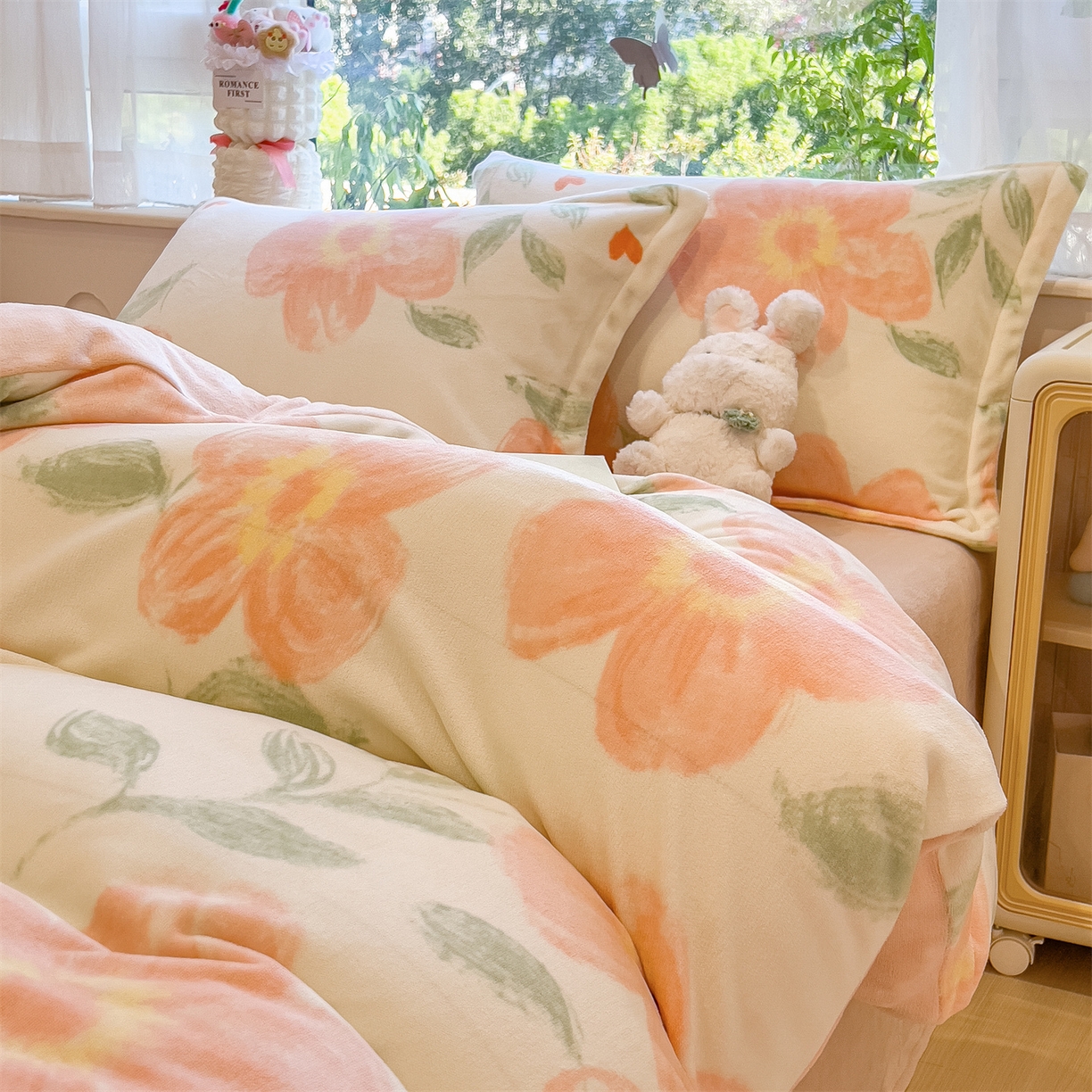 91家纺网 家纺一手货源 找家纺 布凡家居 2026新款190g高克重牛奶绒印花四件套 橙花漫语