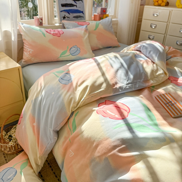 91家纺网 家纺一手货源 找家纺 朵朵家纺 2026新款水洗棉印花单被套系列 郁金花海-蓝