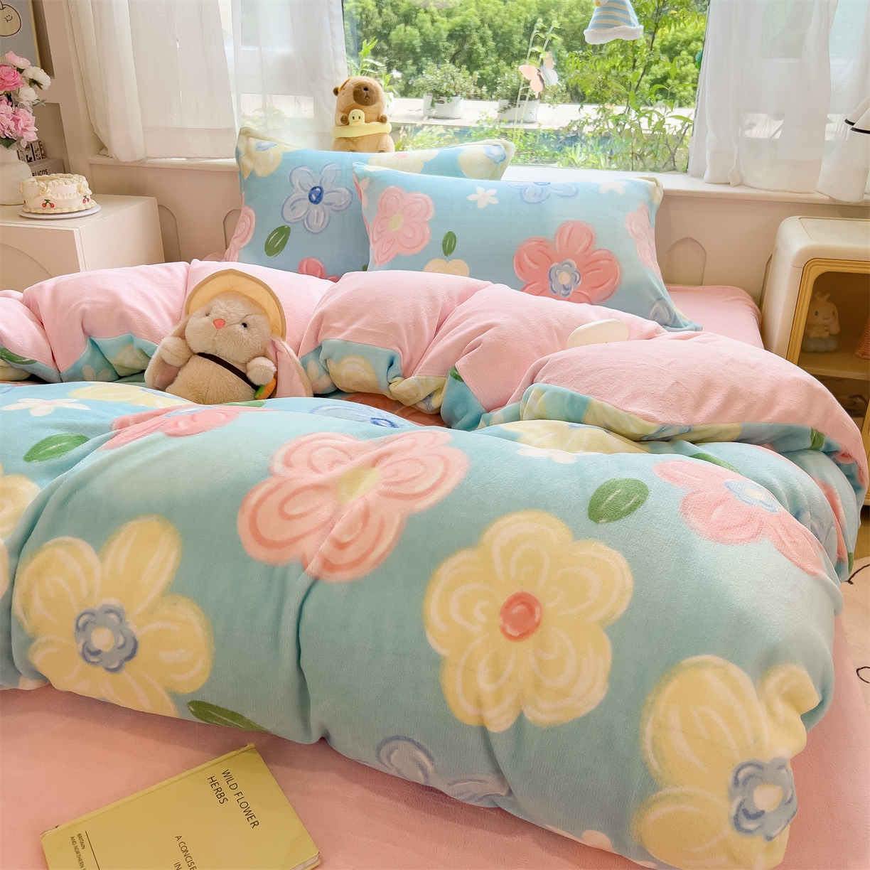 91家纺网 家纺一手货源 找家纺 布凡家居 2026新款190g高克重牛奶绒印花四件套 春眠笺