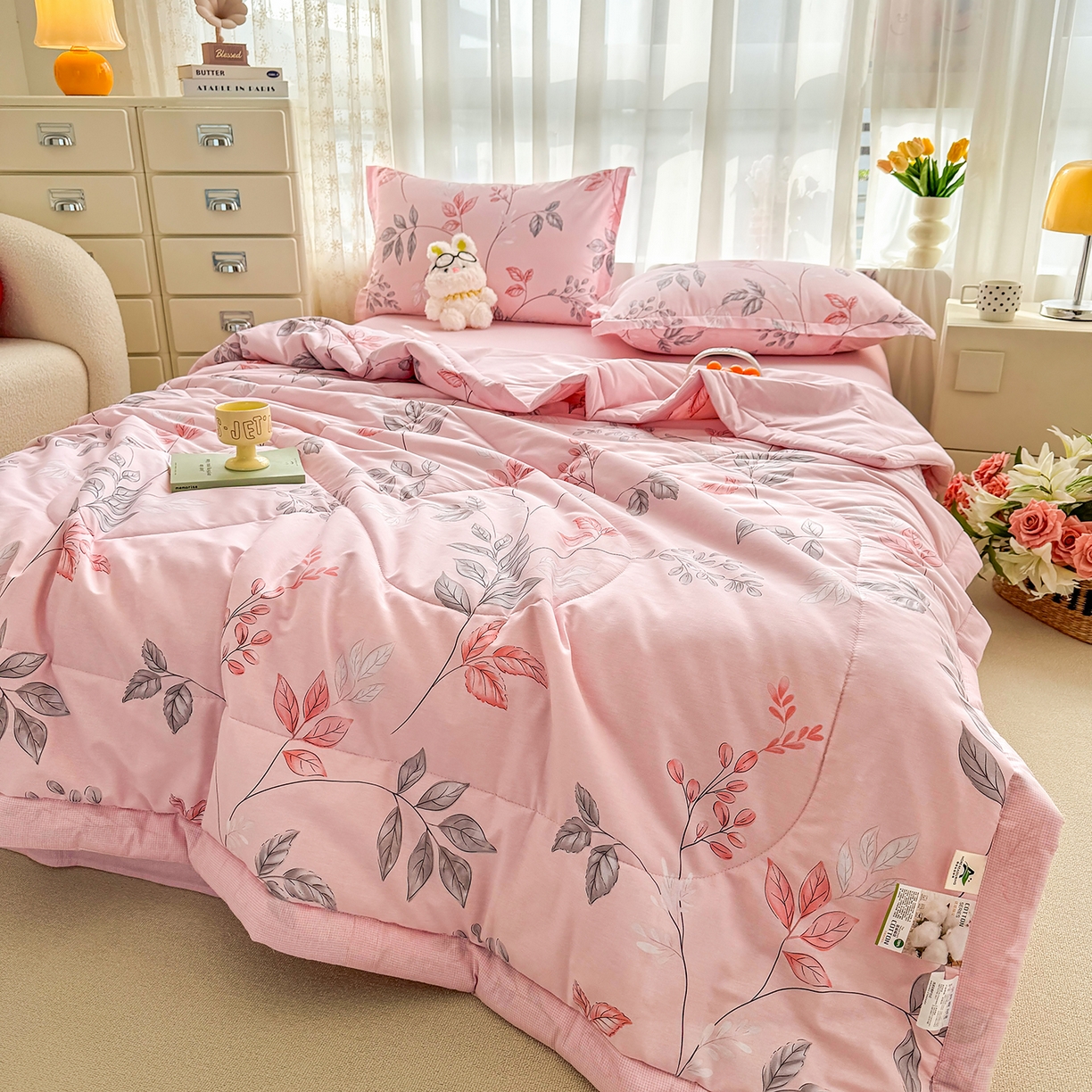 91家纺网 家纺一手货源 找家纺 寝美资家居 2026新款A类里外全棉夏凉被四件套-风格三 素色花蔓