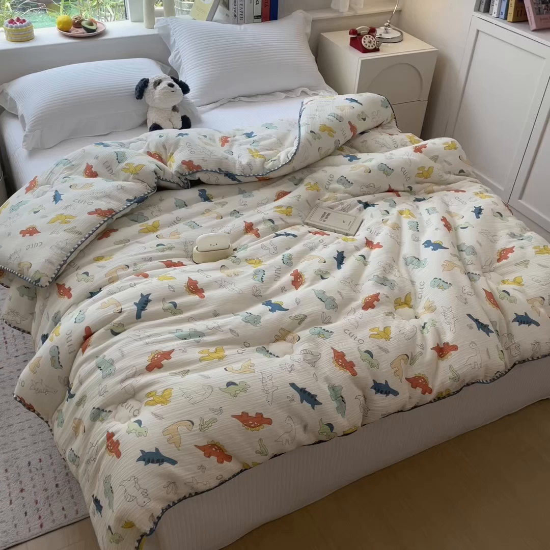 91家纺网 家纺一手货源 找家纺 布凡家居 2026新款A类全棉皱皱纱大豆纤维春秋被秋冬被全棉纱布婴儿被全棉学生秋冬被 冬被-恐龙岛