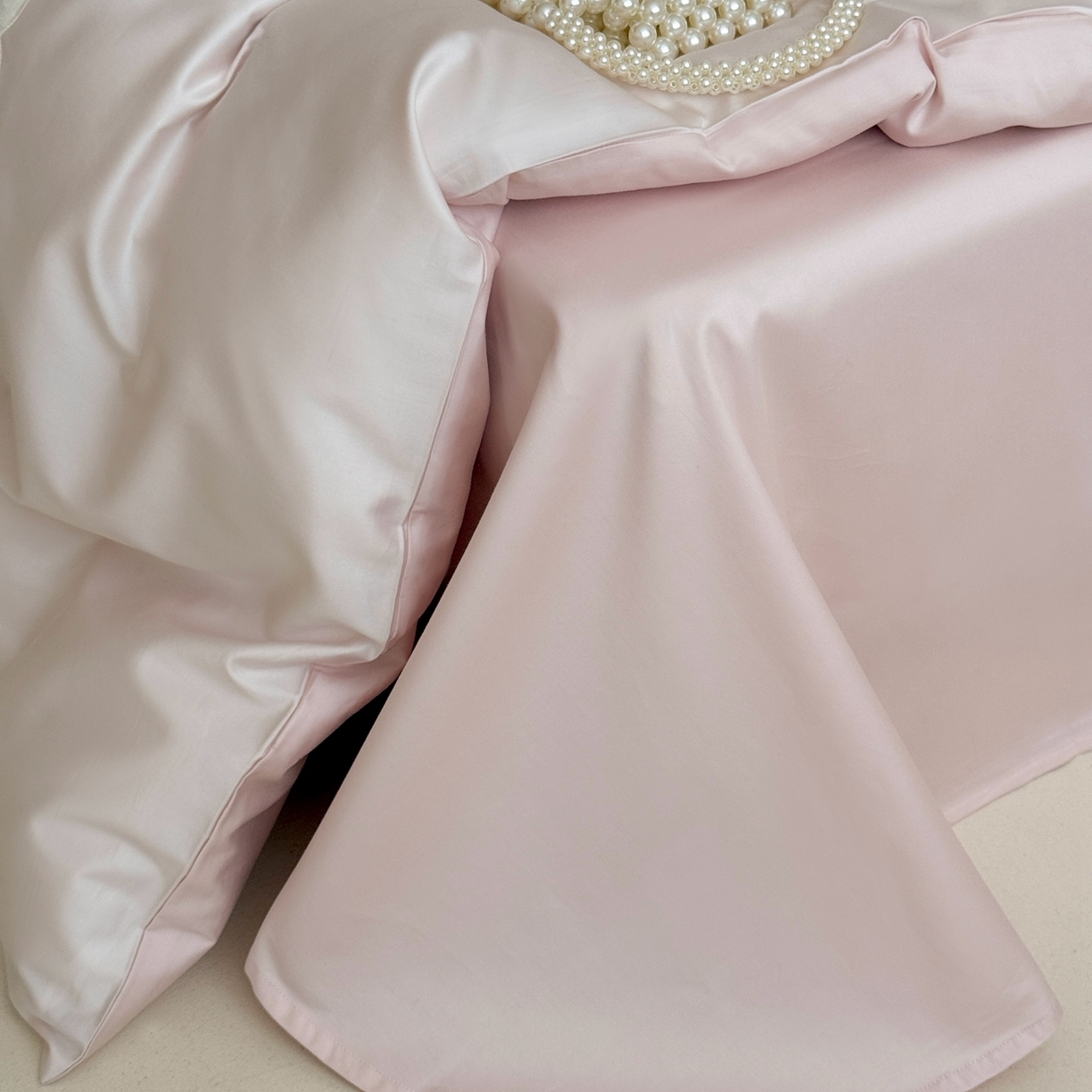 91家纺网 家纺一手货源 找家纺 （总）鹿班家居 2026春夏新款100s长绒棉纯棉贴布绣四件套-萌兔日记（标准会员-20元）