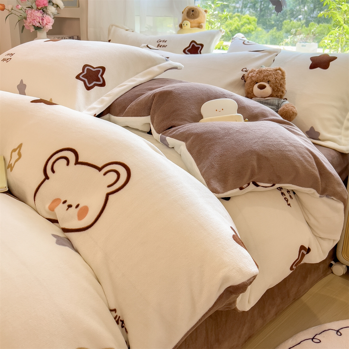 布凡家居 2026新款190g高克重牛奶绒印花四件套 星星小熊