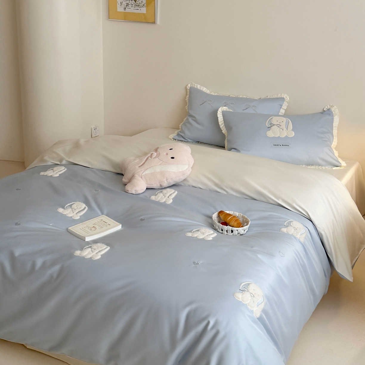 鹿班家居 2026春夏新款100s长绒棉纯棉贴布绣四件套-萌兔日记（标准会员-20元） 萌兔日记-蓝色
