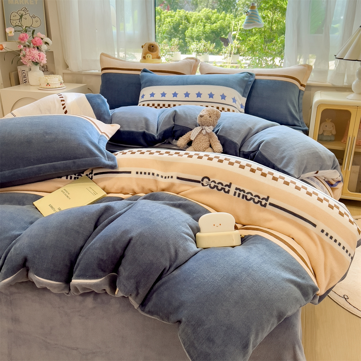 91家纺网 家纺一手货源 找家纺 布凡家居 2026新款190g高克重牛奶绒印花四件套 星影