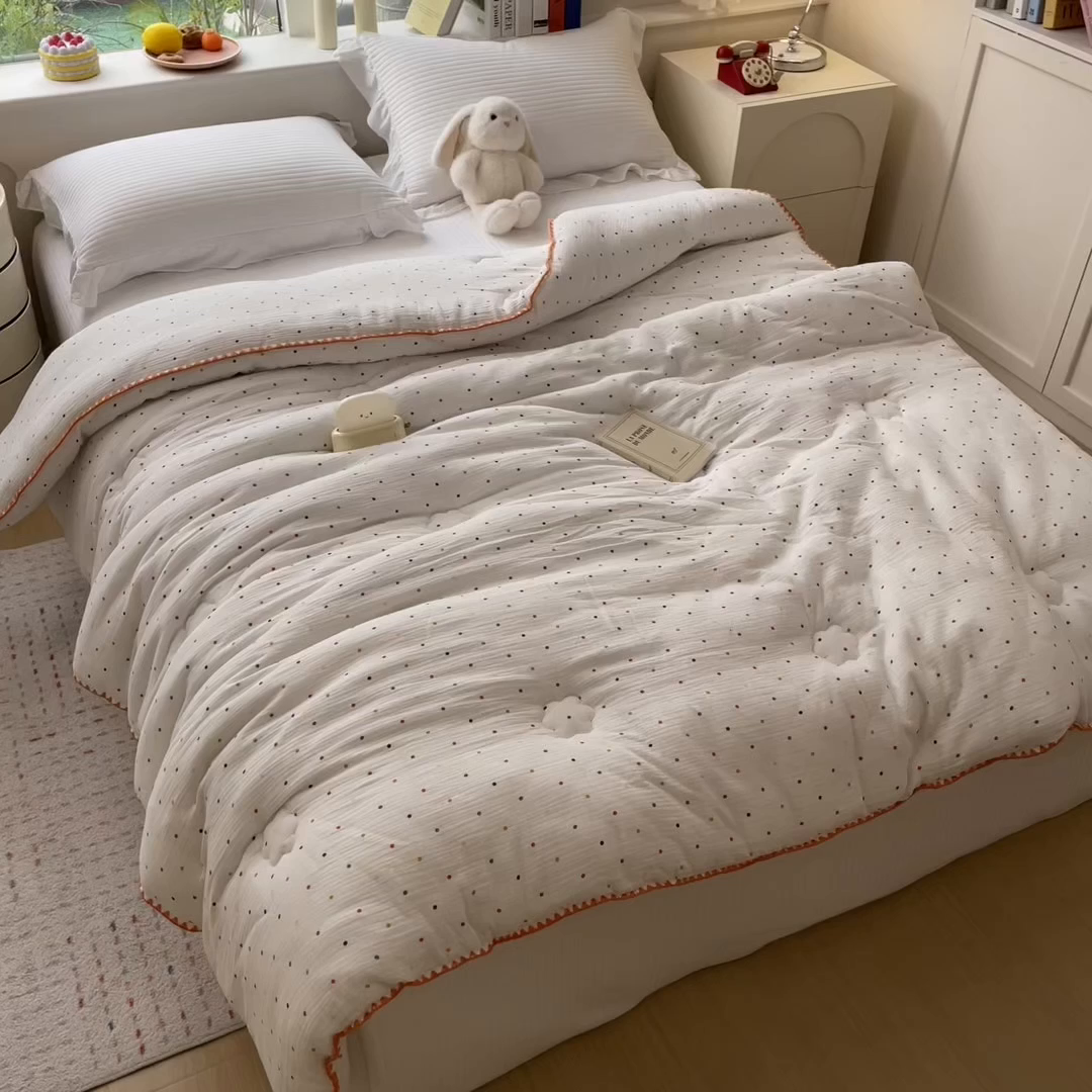 91家纺网 家纺一手货源 找家纺 布凡家居 2026新款A类全棉皱皱纱大豆纤维春秋被秋冬被全棉纱布婴儿被全棉学生秋冬被 冬被-小波点