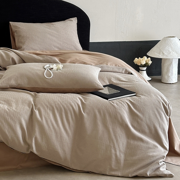 91家纺网 家纺一手货源 找家纺 静家居-简约原创家纺 2026新款60s贡缎提花系列四件套-伯爵 伯爵-咖