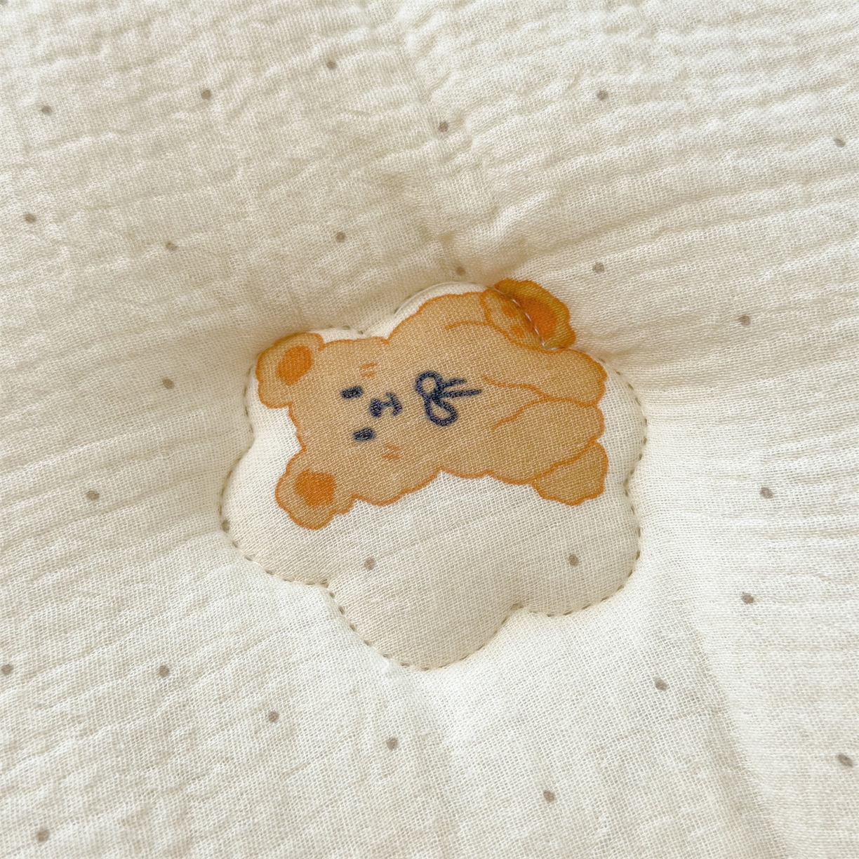 91家纺网 家纺一手货源 找家纺 布凡家居 2026新款A类全棉皱皱纱大豆纤维春秋被秋冬被全棉纱布婴儿被全棉学生秋冬被 冬被-小玩偶