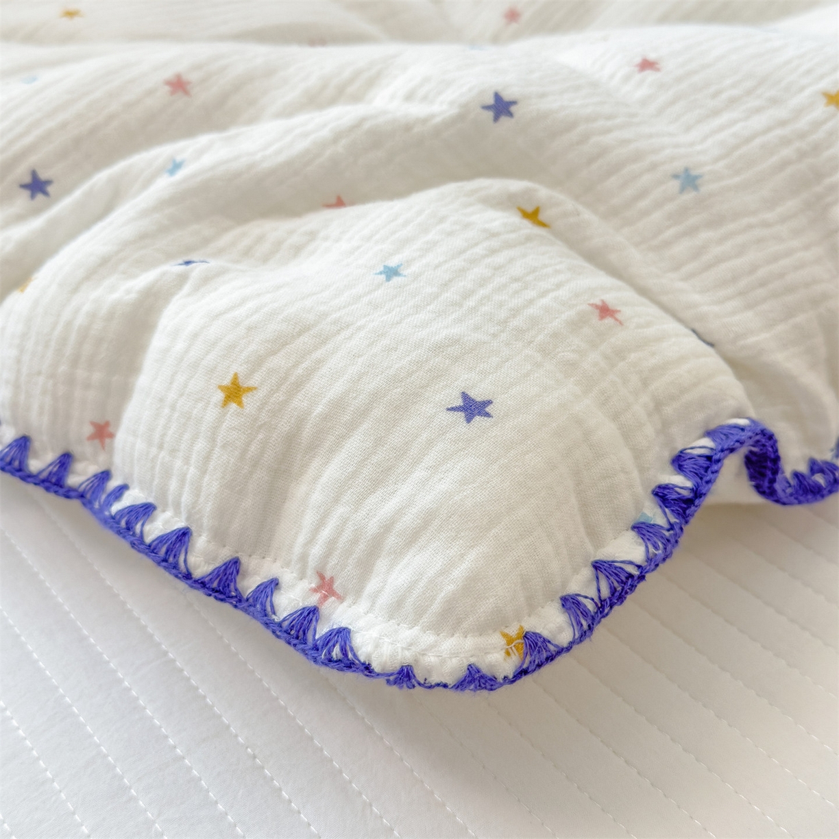 91家纺网 家纺一手货源 找家纺 布凡家居 2026新款A类全棉皱皱纱大豆纤维春秋被秋冬被全棉纱布婴儿被全棉学生秋冬被 冬被-小星星