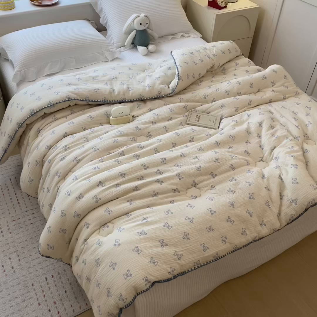 91家纺网 家纺一手货源 找家纺 布凡家居 2026新款A类全棉皱皱纱大豆纤维春秋被秋冬被全棉纱布婴儿被全棉学生秋冬被 冬被-熊多多