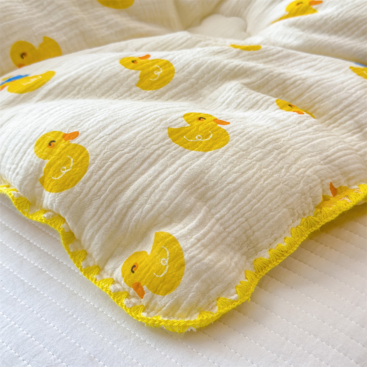 91家纺网 家纺一手货源 找家纺 布凡家居 2026新款A类全棉皱皱纱大豆纤维春秋被秋冬被全棉纱布婴儿被全棉学生秋冬被 冬被-元气鸭