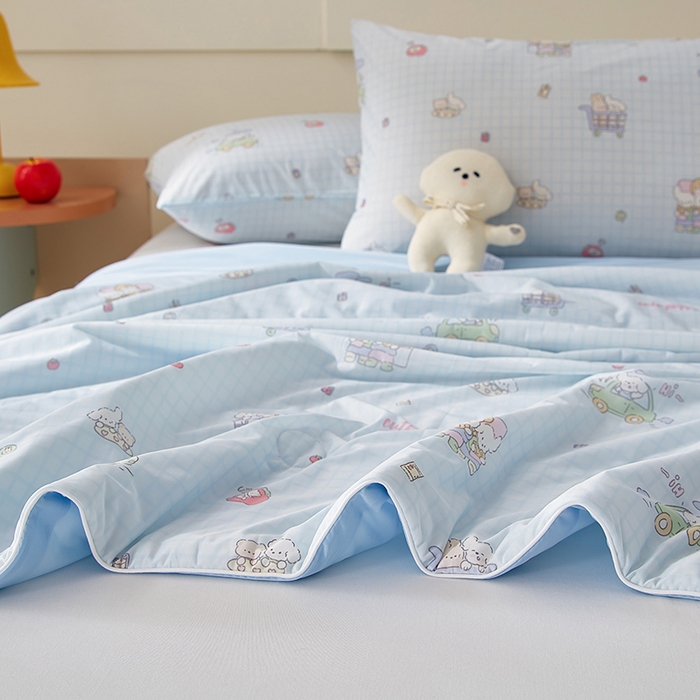 91家纺网 家纺一手货源 找家纺 梦恬佳 2026新款冰淇淋印花凉感丝夏凉被小冰被 小汽车-蓝