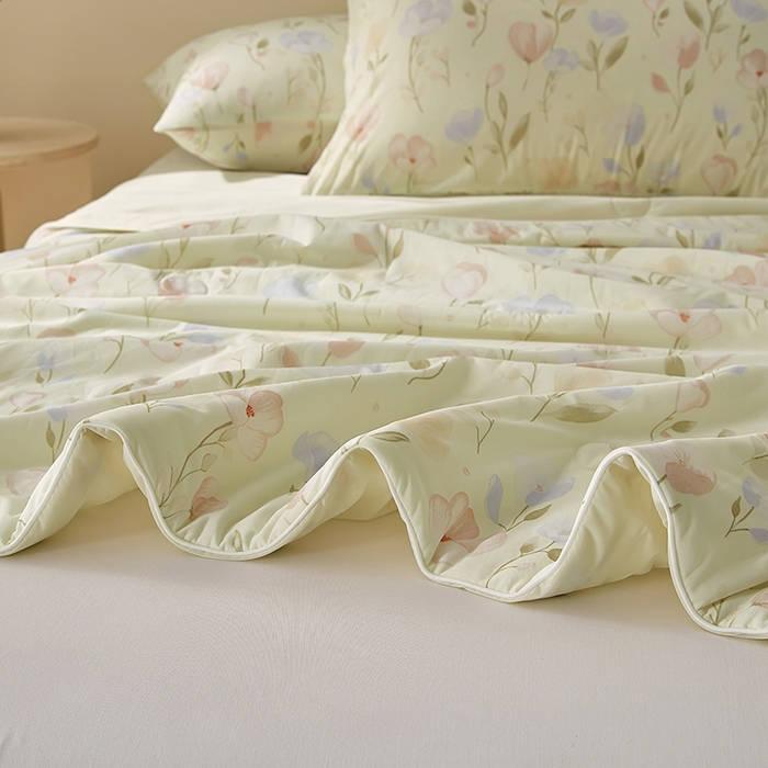 91家纺网 家纺一手货源 找家纺 梦恬佳 2026新款冰淇淋印花凉感丝夏凉被小冰被 繁花