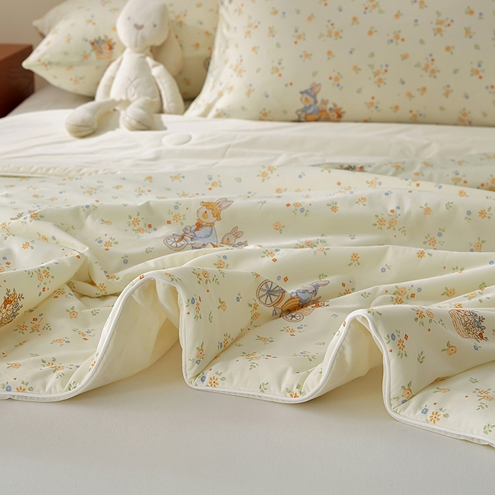 91家纺网 家纺一手货源 找家纺 梦恬佳 2026新款冰淇淋印花凉感丝夏凉被小冰被 安妮兔