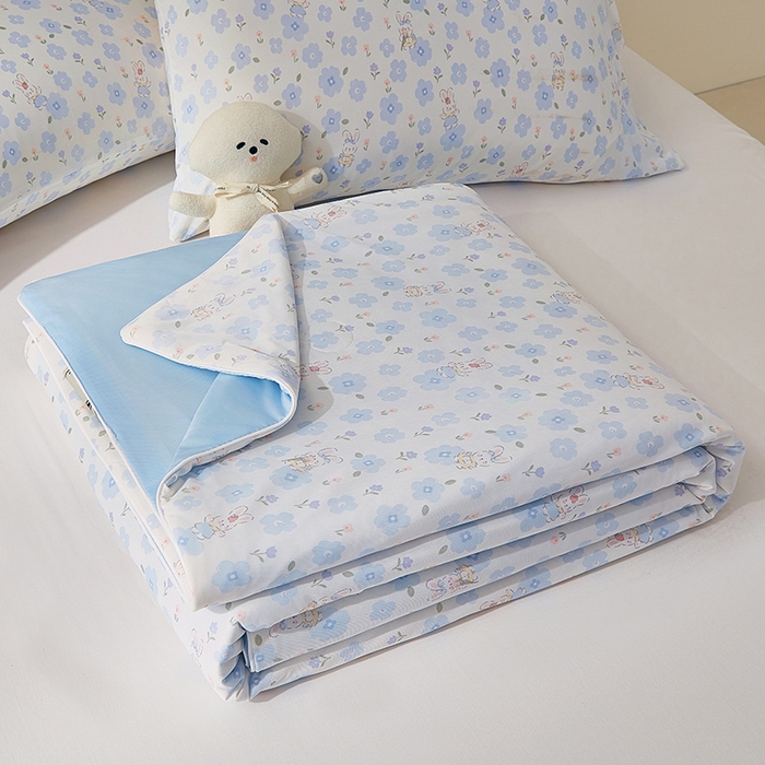 梦恬佳 2026新款冰淇淋印花凉感丝夏凉被小冰被 花丛小兔