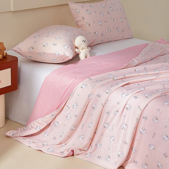 91家纺网 家纺一手货源 找家纺 梦恬佳 2026新款冰淇淋印花凉感丝夏凉被小冰被 可可萌