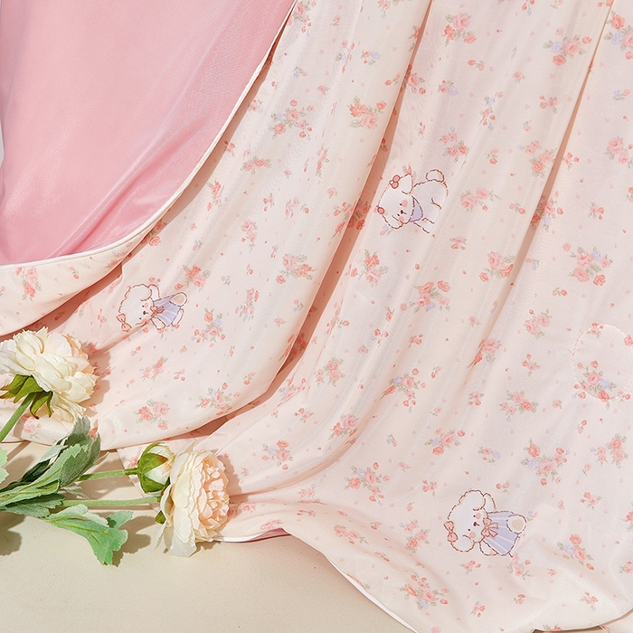 91家纺网 家纺一手货源 找家纺 梦恬佳 2026新款冰淇淋印花凉感丝夏凉被小冰被 花田小熊