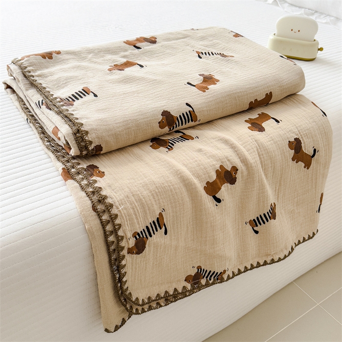 91家纺网 家纺一手货源 找家纺 布凡家居 2026新款全棉纯棉双层纱布毯夏被毯盖毯双层纱浴巾毯 皱皱纱-腊肠狗