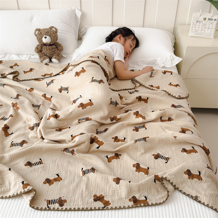 91家纺网 家纺一手货源 找家纺 布凡家居 2026新款全棉纯棉双层纱布毯夏被毯盖毯双层纱浴巾毯 皱皱纱-腊肠狗