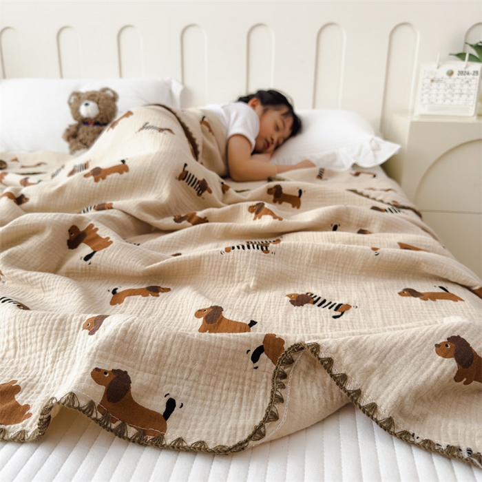 91家纺网 家纺一手货源 找家纺 布凡家居 2026新款全棉纯棉双层纱布毯夏被毯盖毯双层纱浴巾毯 皱皱纱-腊肠狗