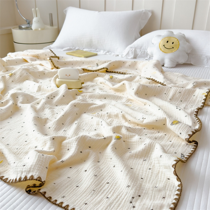 91家纺网 家纺一手货源 找家纺 布凡家居 2026新款全棉纯棉双层纱布毯夏被毯盖毯双层纱浴巾毯 皱皱纱-满天星