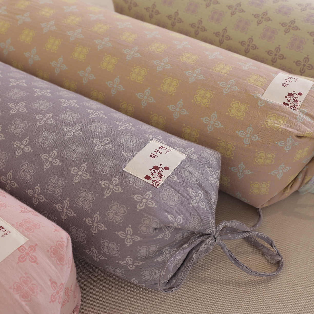 91家纺网 家纺一手货源 找家纺 （总）仁宇枕业 2026新款新品全棉提花双层纱高低两用糖果荞麦枕头枕芯