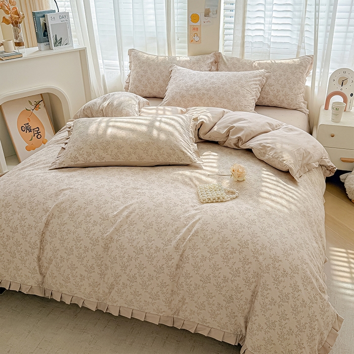 91家纺网 家纺一手货源 找家纺 帛美家纺 2026新款全棉花边款印花四件套 赫本心情